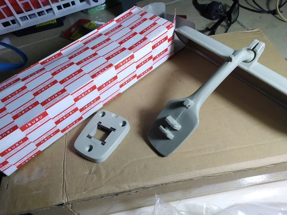 88-02 Isuzu TF TFR Vauxhall Brava Chevy LUV inside interior rear view mirror NOS - Изображение 3 из 4