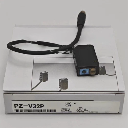 KEYENCE PZ-V32P proximity sensor 1PCS NEW in box - Picture 1 of 1