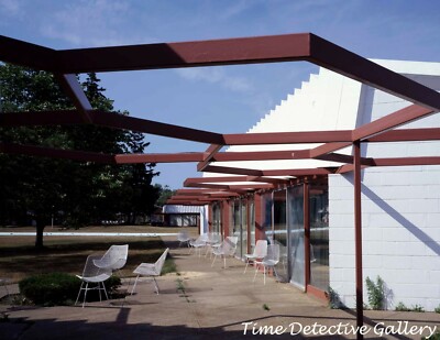 Abandoned Frank Lloyd Wright Motel, St. Joseph, Michigan - Giclee Photo Print
