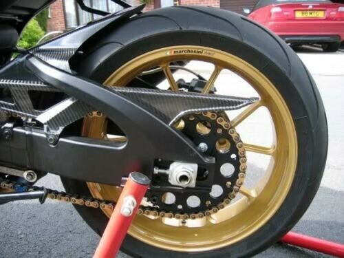 CARBON FIBER CHAIN GUARD 2011-2012-2013-2014-2018-2021-2024 SUZUKI GSXR 600 750 - Bild 4 von 8