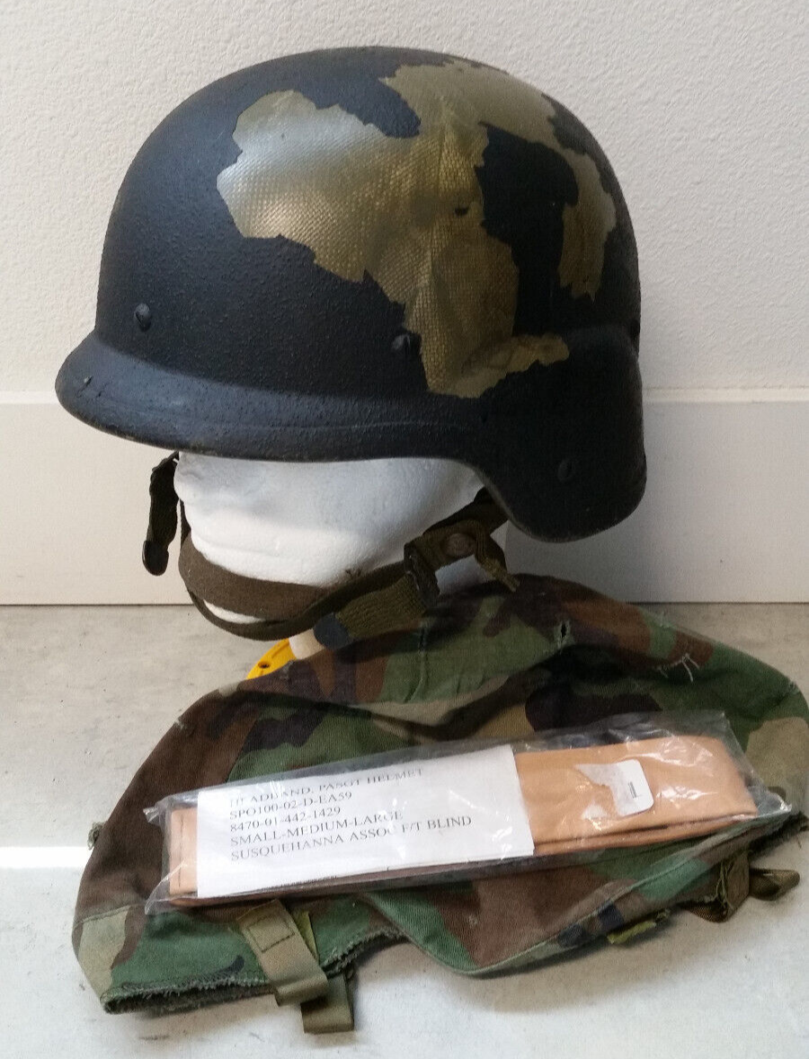US Military Surplus PASGT Ballistic Combat Helmet Medium w/ Woodland