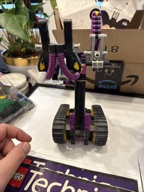 LEGO Technic #8257 Cyber Strikers (1998) W Instructions + Figures