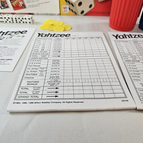 Yahtzee Game 1998 Milton Bradley Hasbro Dice Game Complete -Some Score Sheets - Picture 2 of 10