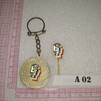 Vintage Boxing Federation Of Yugoslavia BSJ Keychain + Pin A02