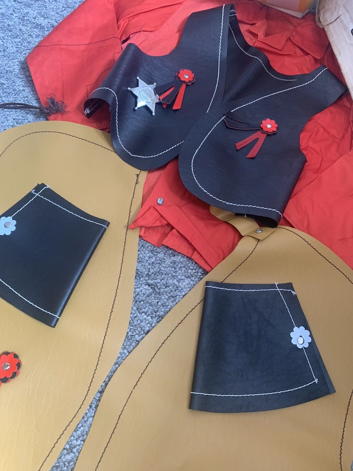 Vintage Boxed 50’s 60’s Billy Best Cowboy Playwear - Dress Up Set - Superb - Image 3 of 4