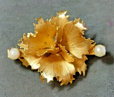 Vintage Giovanni Gold Tone Pearls Gerbera Daisy Flower Brooch