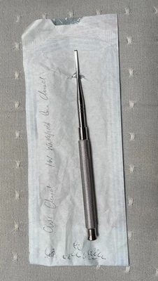 Hu Friedy Periodontal Bone Chisel Bi Bevel CW1 - Image 1 of 4