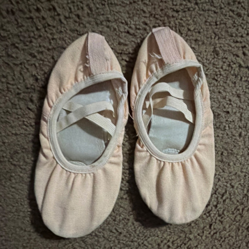 Pink Ballet Shoes Women Elastic Straps Soft Sole Dance Performance Slippers