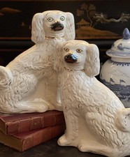 Original 19C White English Staffordshire Spaniel Fox Hunt Mantle Dog Pair 9.75
