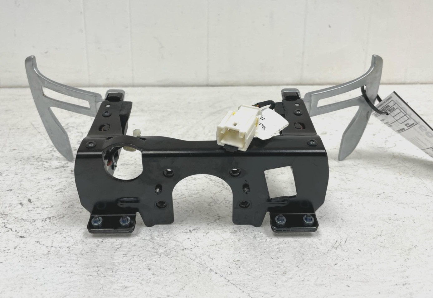 2017-2024 MASERATI LEVANTE STEERING WHEEL PADDLE SHIFTER OEM