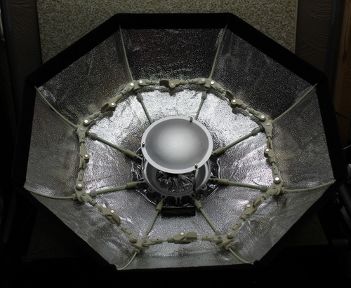 FalconEyes 64.7cm 25.5inch octagonal Softbox Silver/White Diffuser NEW OPEN BOX - Picture 3 of 7