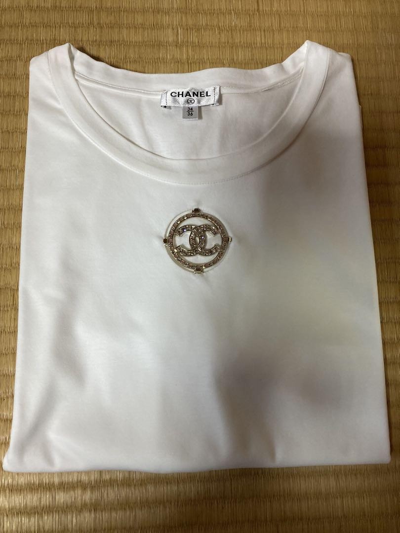 ★アイコンチャームが可愛すぎる★【CHANEL】コットンTシャツ ☆アイコンチャームが可愛すぎる☆【CHANEL】コットンTシャツ
