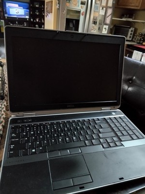 Dell Latitude 15.6'' Intel Core i5 8GB RAM 256GB SSD Windows Black 2012