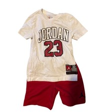 Jordan Boys 2 Piece Set T-Shirt and Shorts White Red Size 4-5 Years