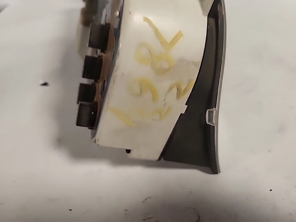 Speedometer Without Tachometer Cluster Fits 93-94 Chevy Cavalier OEM H4 - Image 4 of 4