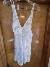 WOMENS SIZE MEDIUM SECRET TREASURES SHEER WHITE BABY DOLL NIGHTIE NEW WITH TAGS