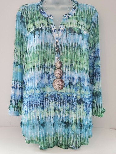 NEW AVA & GRACE Blue/Green Mesh Overlay Blouse 3/4 Sleeve Pin Tuck, Pleats SMALL
