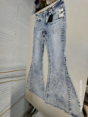 Flying Monkey High Rise Super Flare Stretch Jean Size 26 Acid Wash Denim W26xL32