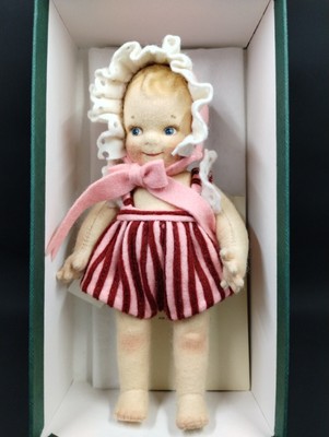 R. John Wright Felt ''Peppermint Scootles'' Doll in Box w/COA Ltd. ED 300 UFDC -PA
