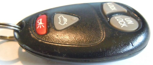 2002 Pontiac Grand Prix keyless remote entry key fob car control transmitter - Picture 4 of 8