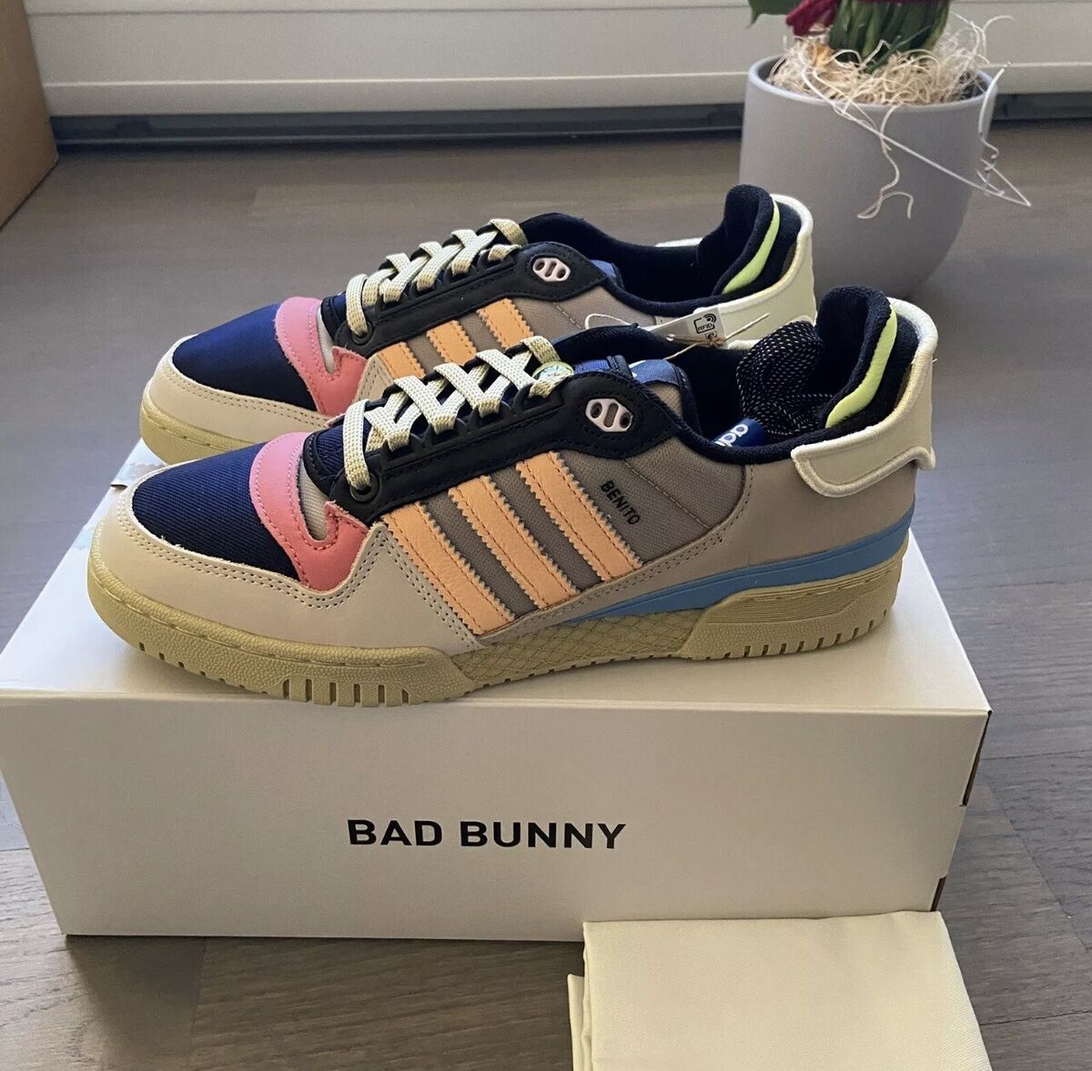 NEW Adidas Size 9.5 Men's Sneaker Forum Powerphase Bad Bunny NEW Adidas Size 9.5 Men's Sneaker Forum Powerphase Bad Bunny