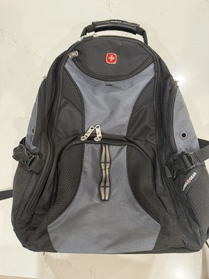 Swissgear 1900 ScanSmart Laptop Backpack Black TSA Friendly Fits up to 17