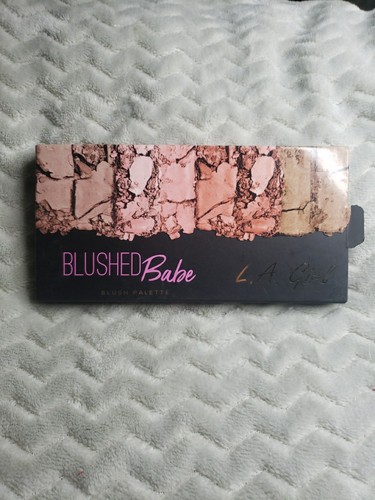 L.A. Girl, Blush Palette, Blushed Babe GBL422- 0.14 oz. (x4)- NEW IN BOX - Afbeelding 1 van 6