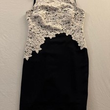 Lauren Ralph Lauren Black White Floral Lace Sheath Dress Sleeveless Size 8