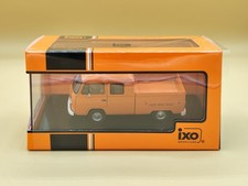 1/43 VW Volkswagen T2b Double Cabin Pick-Up Orange 1982 IXO Models CLC598N