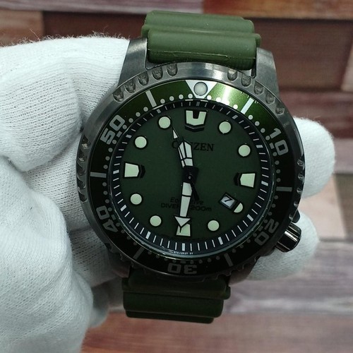Reloj analógico para hombre CITIZEN Promaster BN0157-11X esfera verde solar de Japón - Imagen 3 de 9