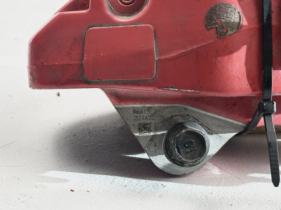 2018-2023 KIA STINGER FRONT LEFT DRIVER SIDE BRAKE CALIPER OEM - Image 2 of 4