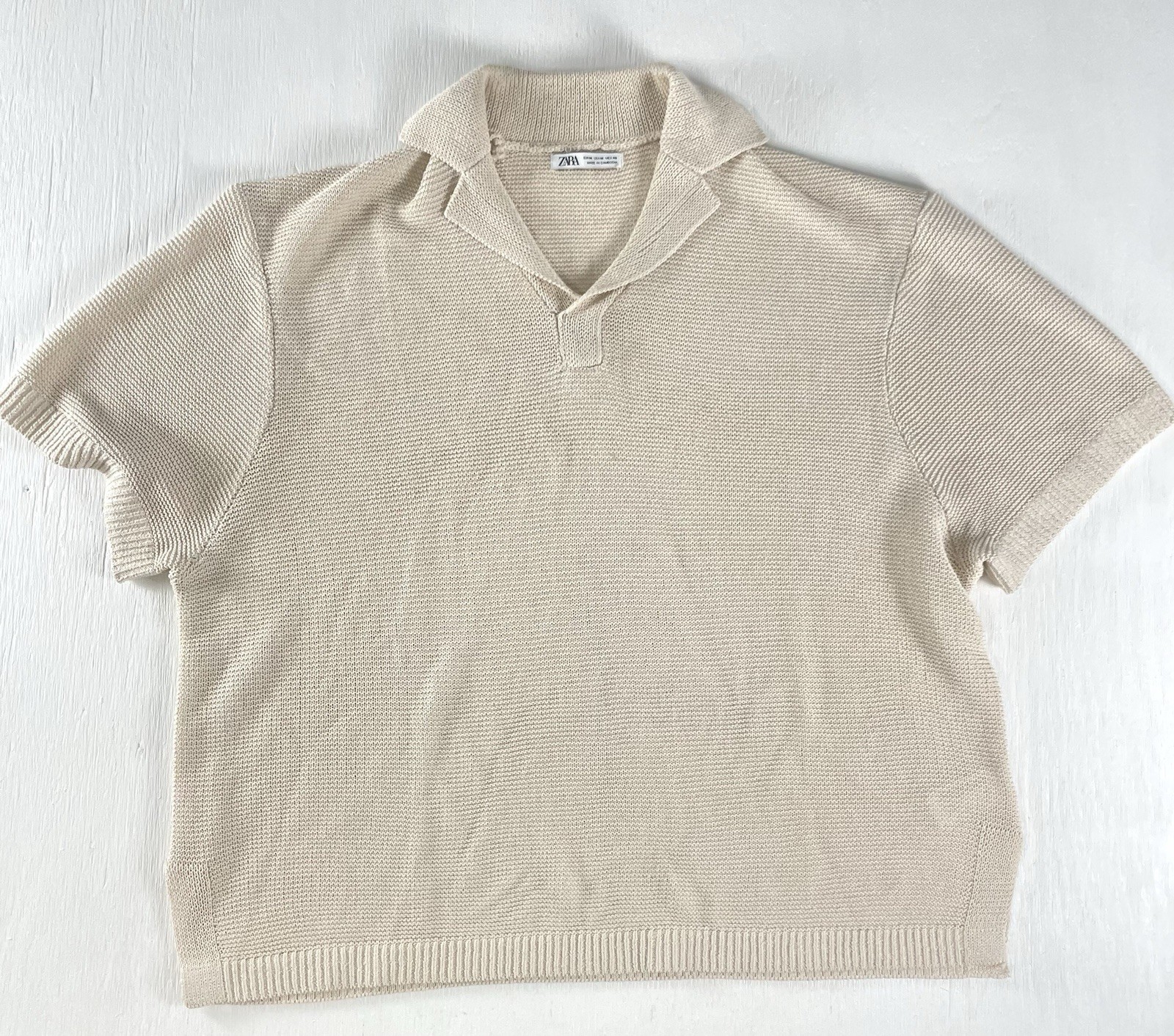 Zara Men’s Jacquard Textured Beige Tan Open Knit Polo Shirt Size M Shirt Sleeve