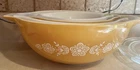Pyrex Vintage Four Piece Nesting Bowl Set - Gold & White Butterfly Cinderella