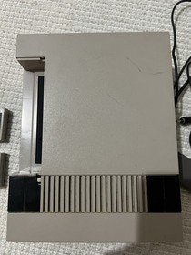 Nintendo NES Console System w/ 2 Controllers & Cables &ndash; Untested &ndash; Original