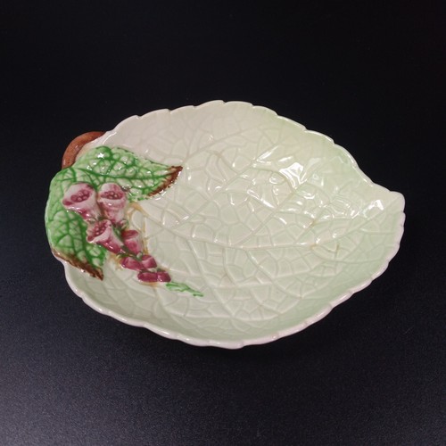 Carlton Ware Nuts Candy Dish Green Fox Glove Embossed Leaf Dish Made in England