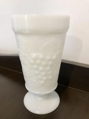 Vase Vintage Milk Glass Collectables Gumtree Australia Manly