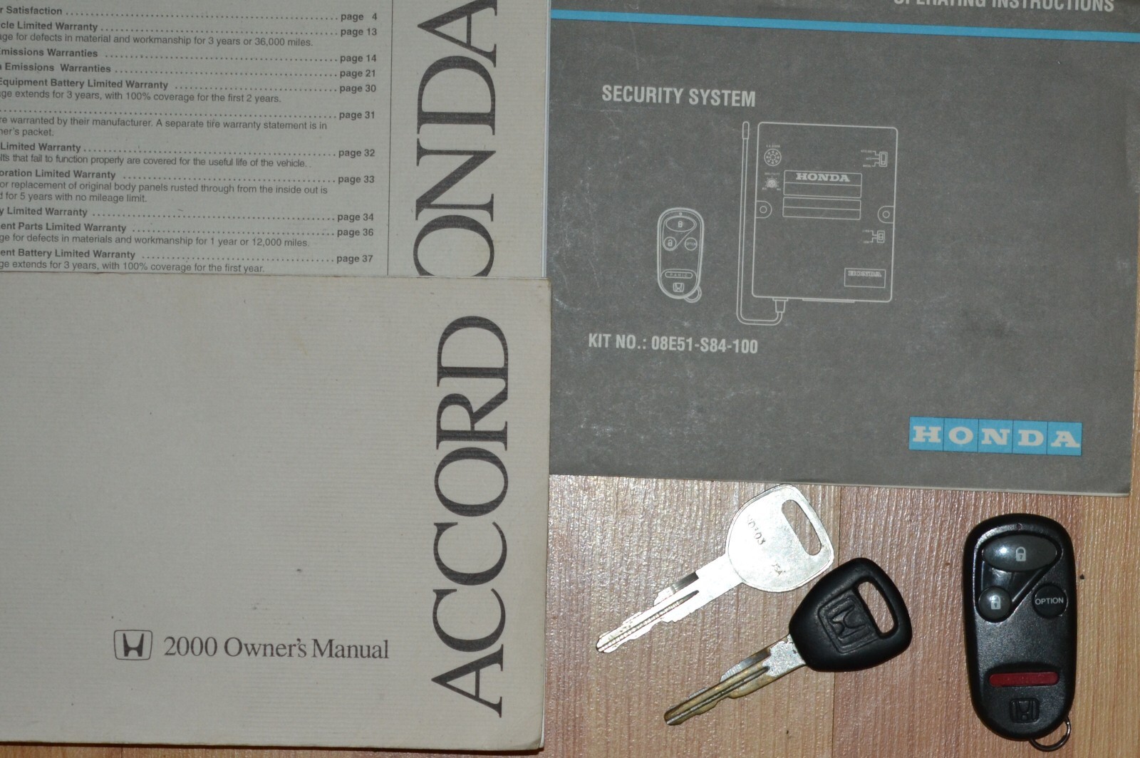 2000 HONDA ACCORD REMOTE KEY FOB ALARM And instructions, 2 Keys, Owner
