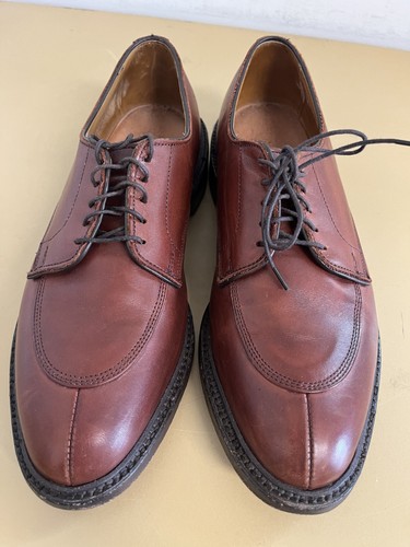 Scarpe eleganti Allen Edmonds "Walton" in pelle marrone, punta spaccata, taglia 8,5 D - Foto 2 di 9