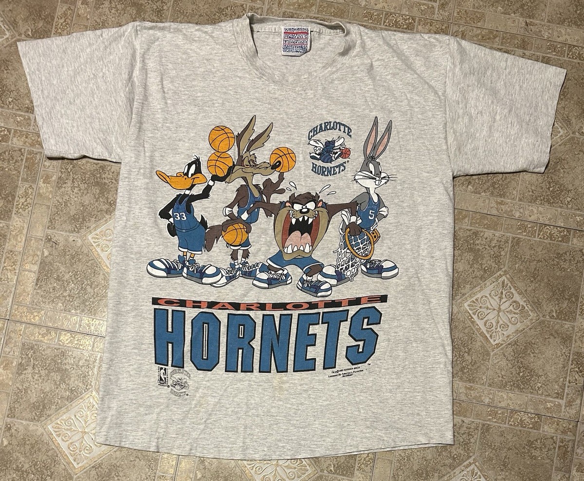 Vtg 1993 Charlotte Hornets X Looney Tunes Taz Bugs Etc Tshirt