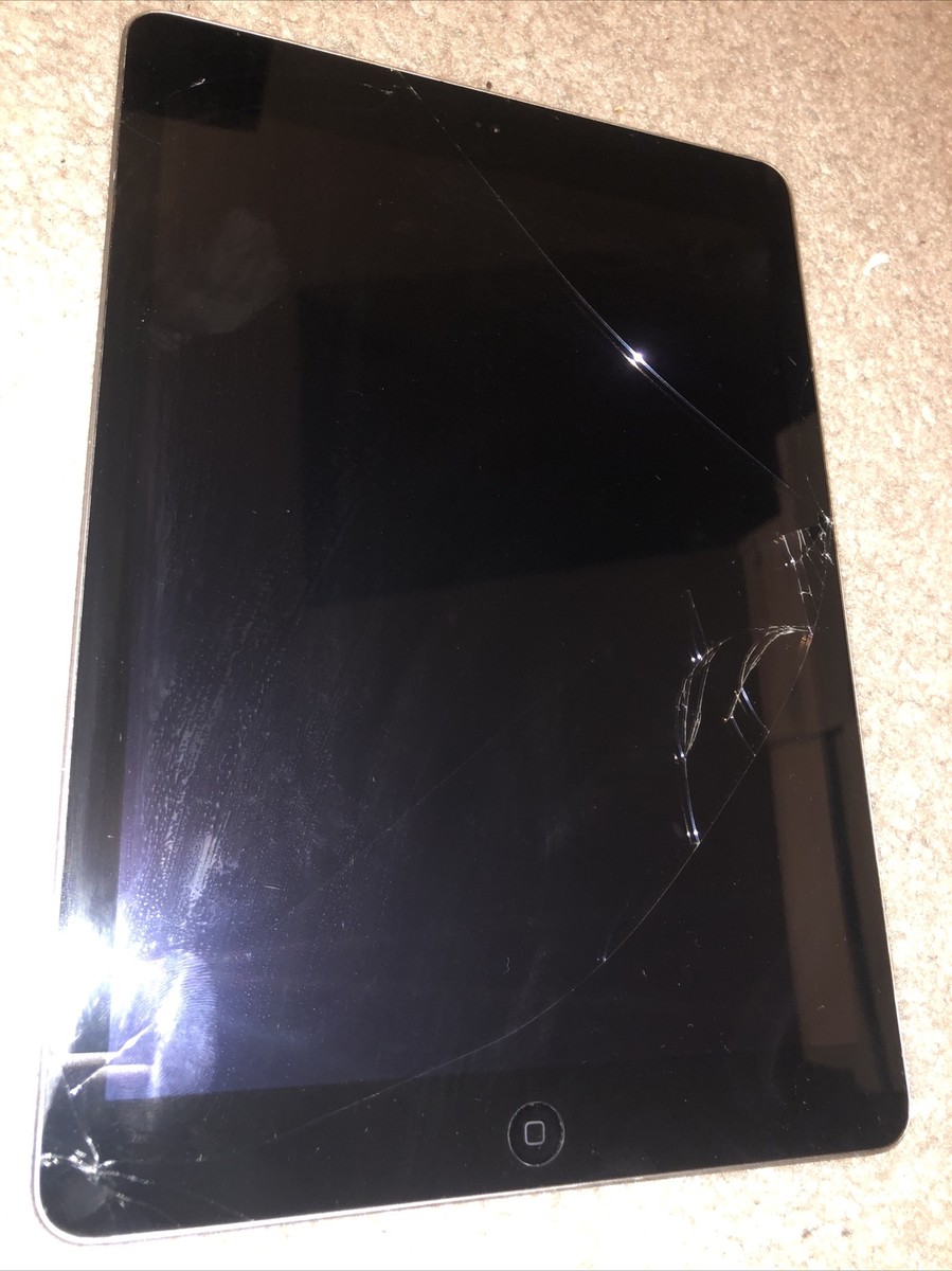 Apple iPad Air 16GB WiFi 9.7 in Space Gray A1474 Working