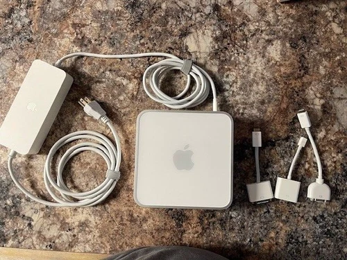 Apple Mac Mini lot 2008  A1283 A1188 and 3 adaptors