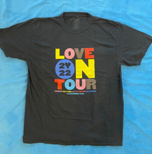 HARRY STYLES OFFICIAL LOVE ON TOUR 2022-2023 RESIDENCY T-SHIRT NEW - L