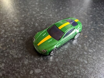 Hot Wheels 2021 HW Exotics Aston Martin V8 Vantage