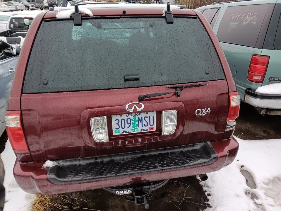 乘客转角/公园灯雾灯 适合 04-10 INFINITI QX56 28927386 — 第 4/4 张图片