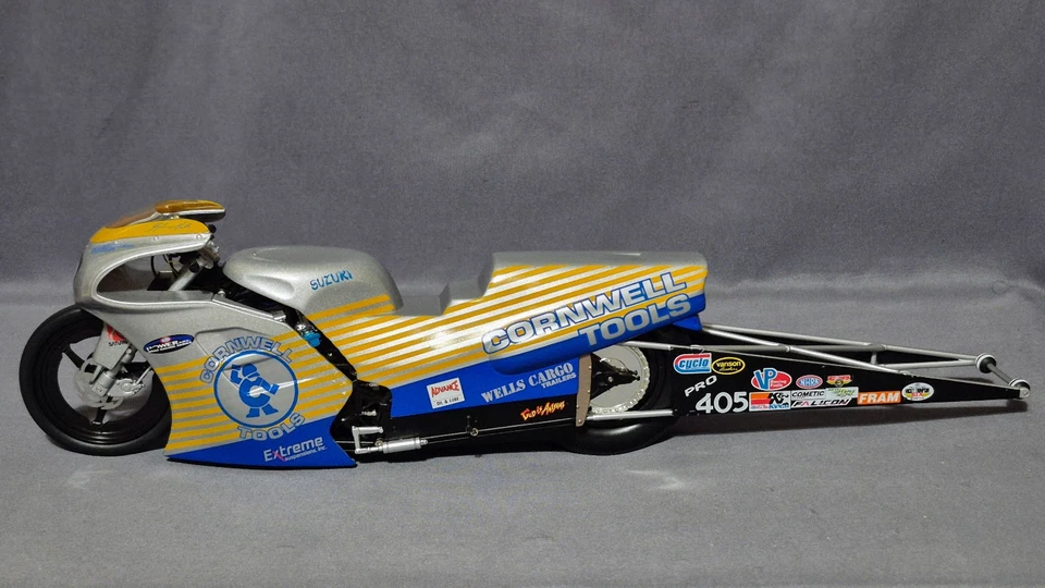 Blaine Hale 2003 Cornwell Tools Suzuki 1/9 NHRA Pro Stock Bicicleta Diecast Foto 2 de 4