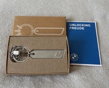 BMW 2er Schl�sselanh�nger Zubeh�r Silber 80275A7E4C0 Originalverpackt Edelstahl