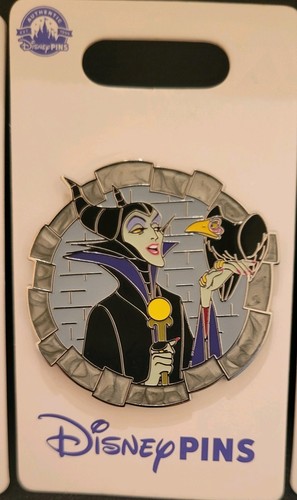 2025 Disney Parks Villain Frame Sleeping Beauty Maleficent & Diablo OE Pin - Picture 2 of 2