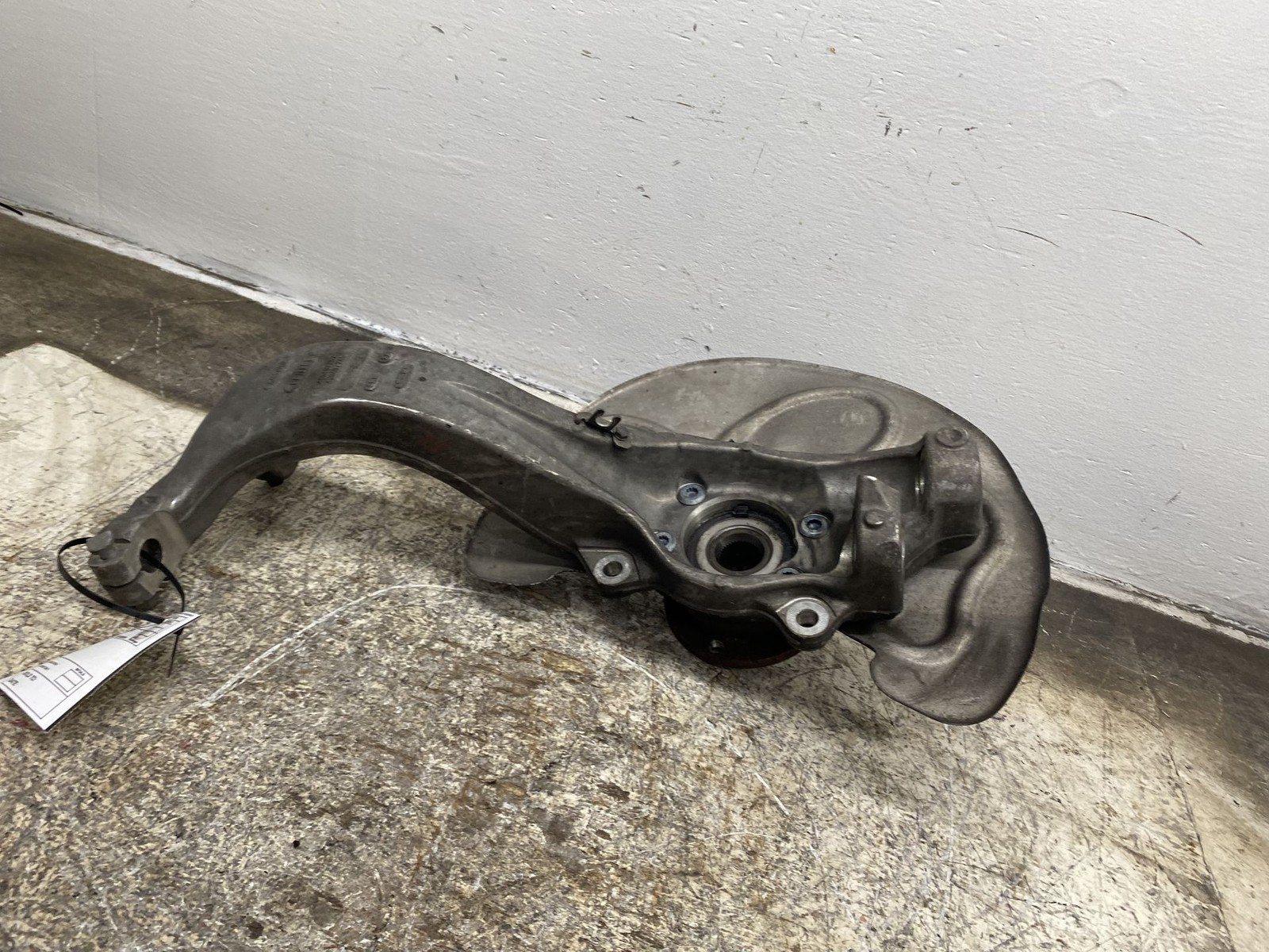Bentley Flying Spur 2014-2018 FRONT+LEFT Steering knuckle