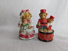 2x Christmas Cherished Teddies: HOLLY "Cup of Love" & "Marchin' to Holiday Fun"