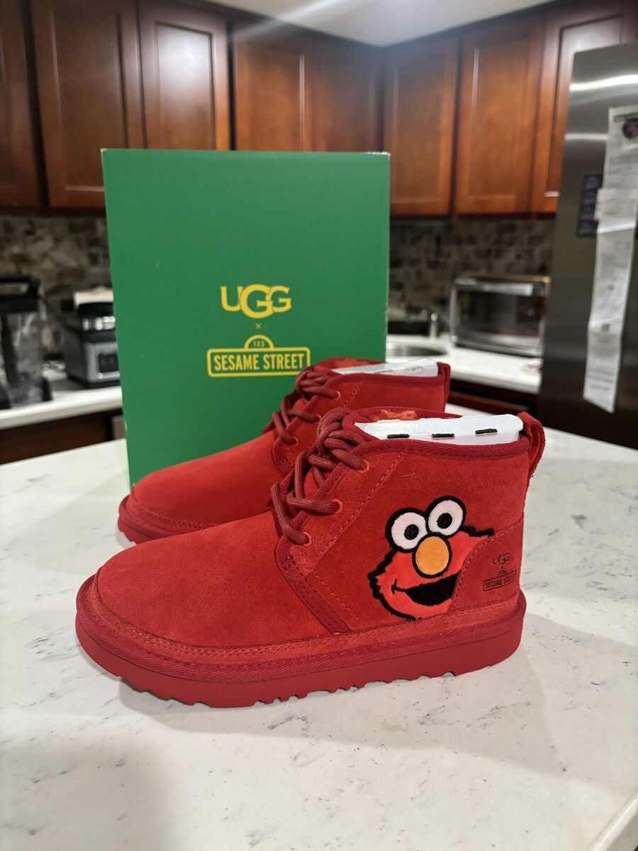 UGG X SESAME STREET Elmo Neumel Red/ Cookie Monster Blue UGG X SESAME STREET Elmo Neumel Red/ Cookie Monster Blue